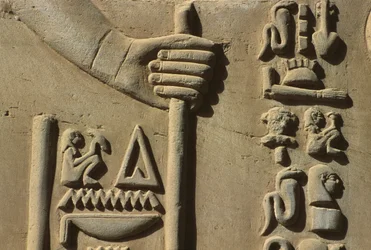 Detail van een reliëf